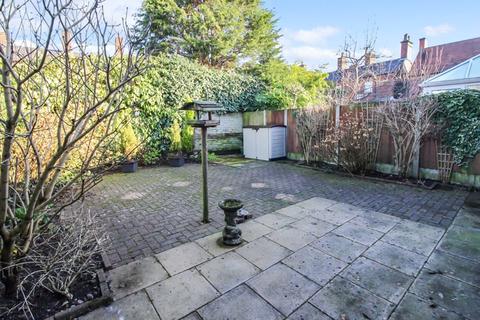 2 Compton Mews, Leek, ST13 5DE