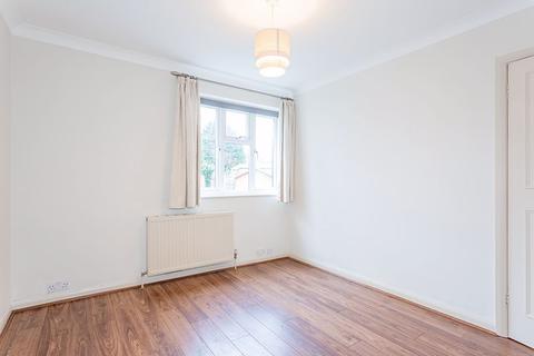 69 Speer Road, Thames Ditton, KT7 0PJ
