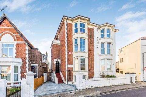4 bedroom semi-detached house for sale - Kenilworth Road, Southsea