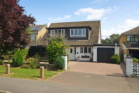 3 bedroom detached house for sale - Churchill Road, Bicester