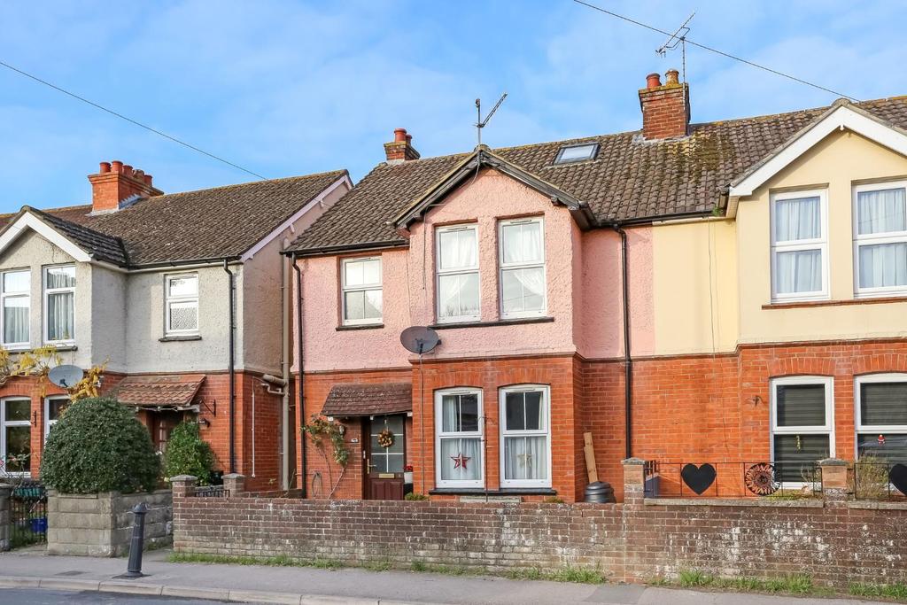 Shaftesbury Road, Wilton 3 bed semidetached house £355,000