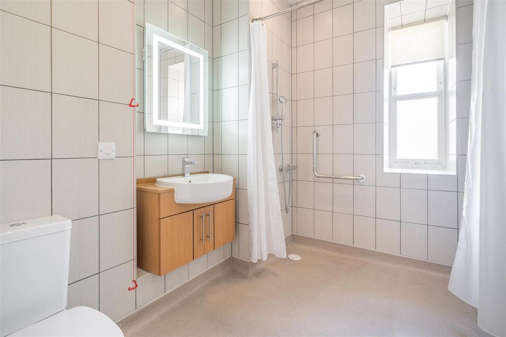 8478983-interior01.jpg
