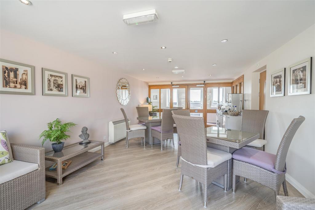 8478983-interior14.jpg