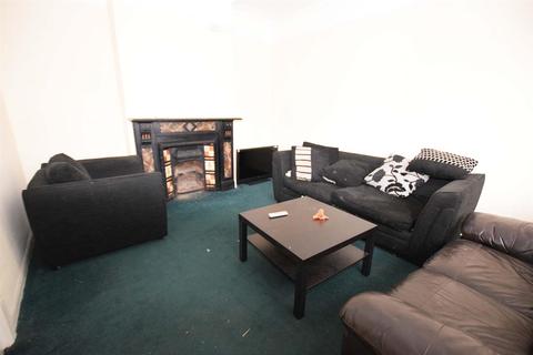 12 Balmoral Road, Gillingham, ME7 4PG