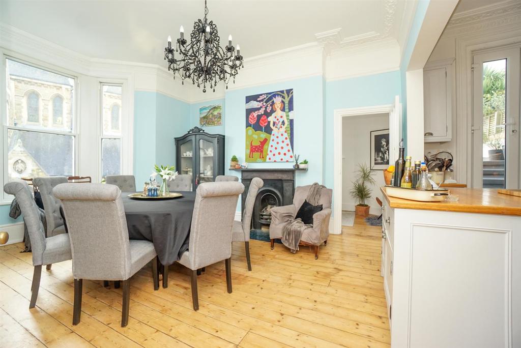 Pevensey Road, St. LeonardsOnSea 8 bed semidetached house £1,000,000