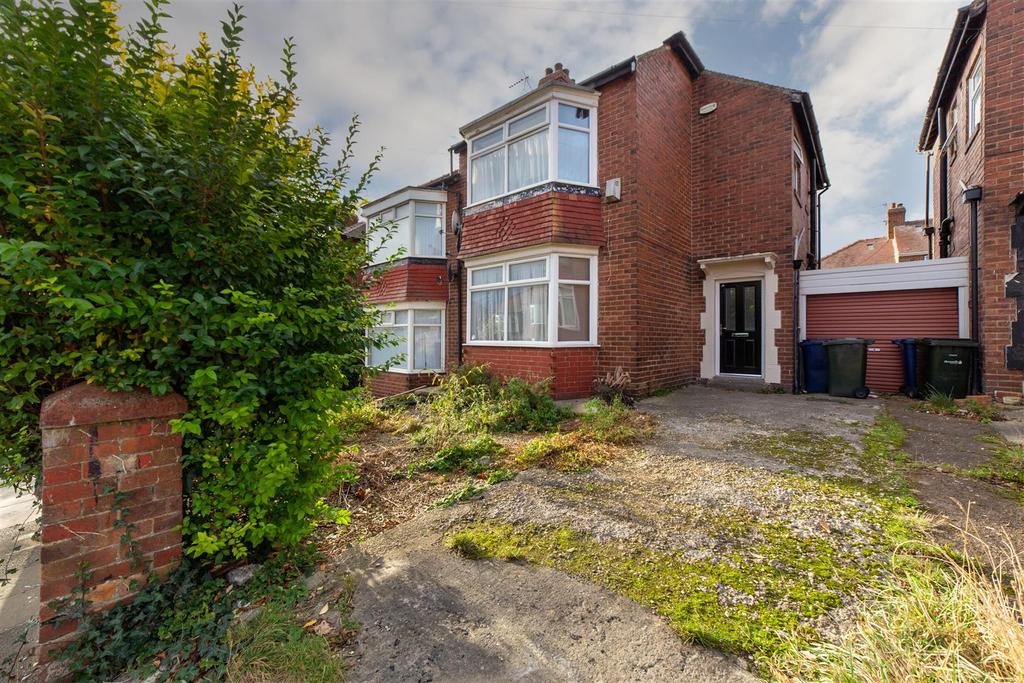 Coventry Gardens, Newcastle Upon Tyne 3 bed semidetached house £130,000