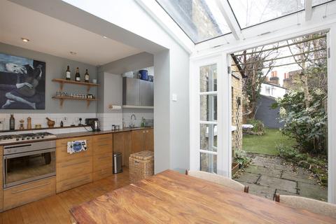 103 Wells Way, London, SE5 7SZ