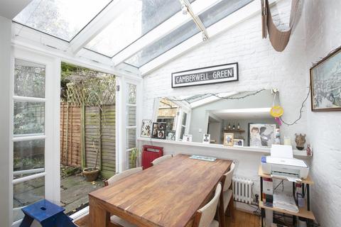 103 Wells Way, London, SE5 7SZ