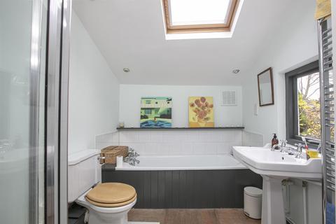 103 Wells Way, London, SE5 7SZ