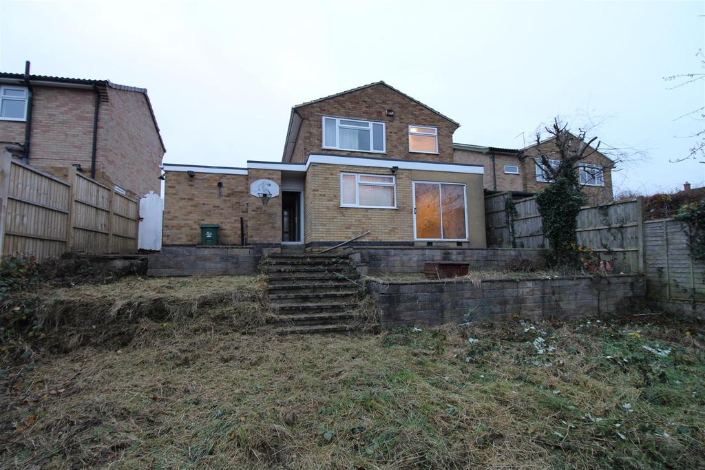 Tiverton Road, Loughborough 3 bed detached house £260,000