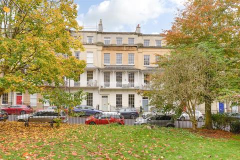 2 bedroom apartment for sale, Caledonia Place, Clifton, Bristol, BS8