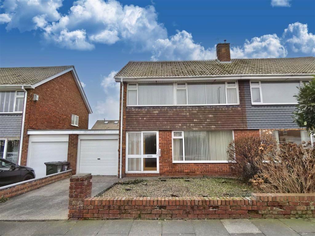 Malvern Road, Preston Grange 3 bed semidetached house £225,000