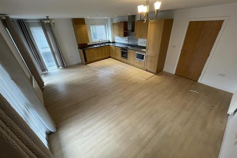2 bedroom flat to rent - Catalonia Apartment, Metropolitan Station Approach, Watford