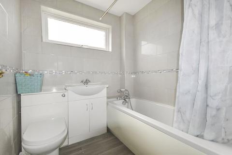 10 Beech Drive, Broadstairs, CT10 2LL