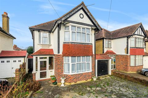 83 Bradstock Road, Epsom, KT17 2LF