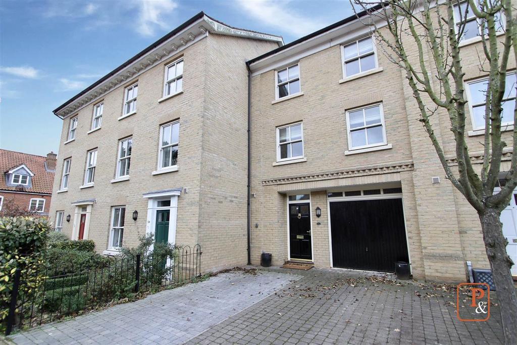 St. Anthonys Crescent, Ipswich 4 bed townhouse £375,000