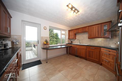 11 Wendover Way, Luton, LU2 7LS
