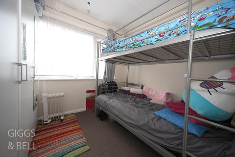 171 Birchen Grove, Luton, LU2 7TS