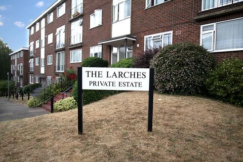 67 The Larches, Luton, LU2 7PX