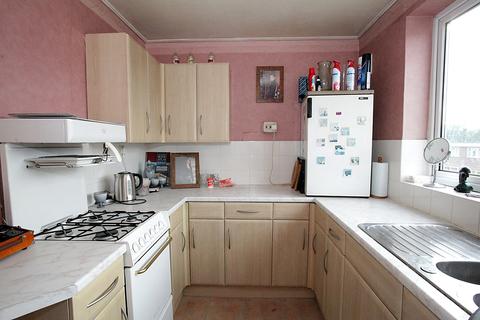 67 The Larches, Luton, LU2 7PX