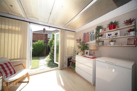 9 Forrest Crescent, Luton, LU2 9AR