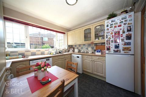 9 Forrest Crescent, Luton, LU2 9AR