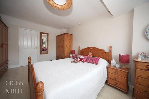 9 Forrest Crescent, Luton, LU2 9AR