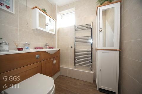 9 Forrest Crescent, Luton, LU2 9AR