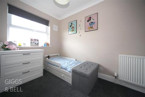 4 Edkins Close, Luton, LU2 7SS