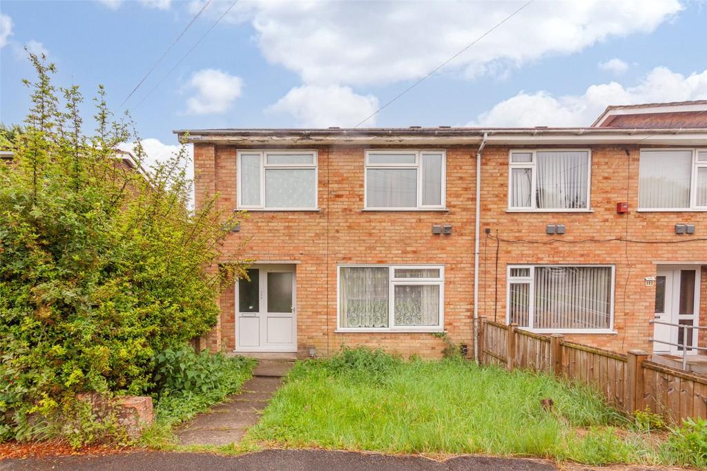 Crawley Green Road, Luton, LU2 3 bed end of terrace house £300,000