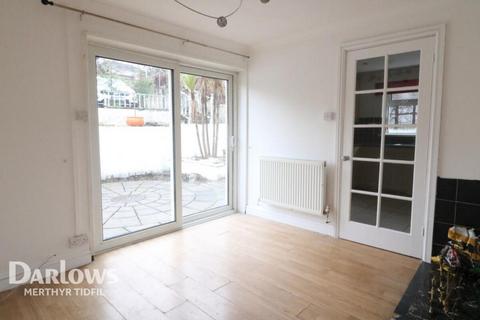 3 bedroom semi-detached house to rent, Grovers Close, Pontypridd