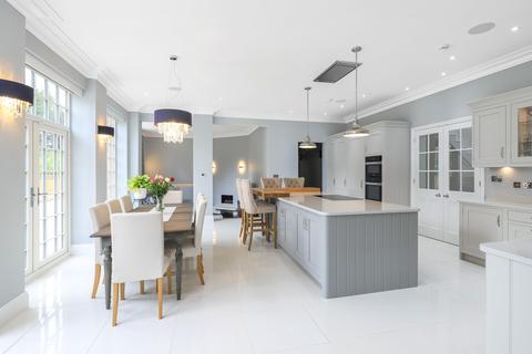 6 bedroom detached house for sale - Clease Way, Compton, Winchester, Hampshire, SO21