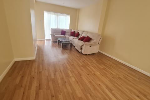undefined, Stuart Crescent,  Hayes, UB3