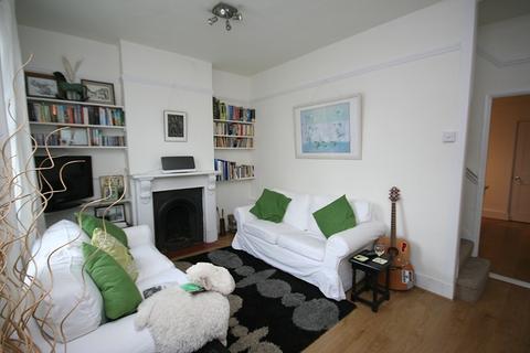 2 bedroom end of terrace house to rent, Duke Street, Windsor, Berkshire, SL4