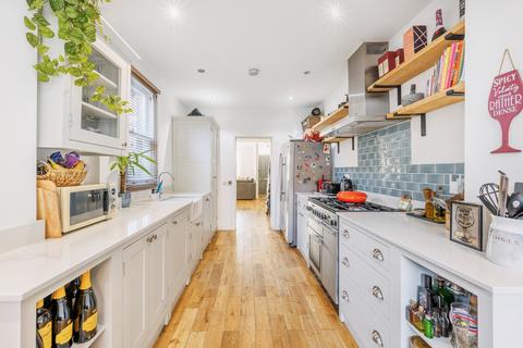 163 Framfield Road, London, W7 1NQ