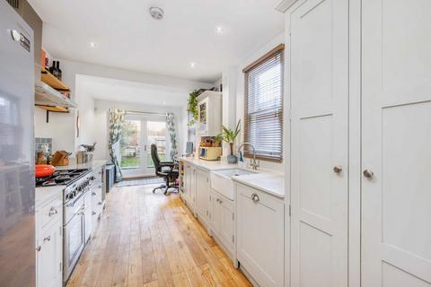 163 Framfield Road, London, W7 1NQ