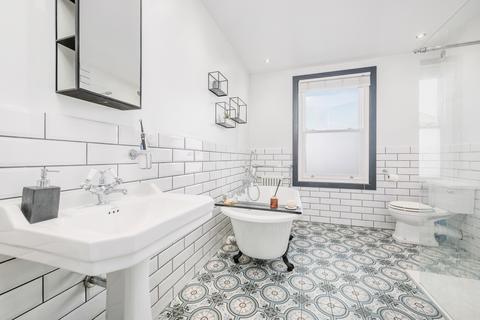 163 Framfield Road, London, W7 1NQ
