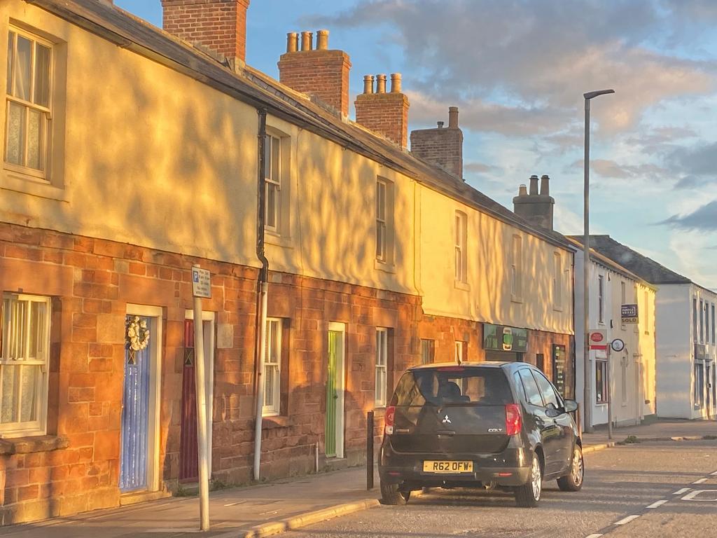 Kingstown Road, Carlisle, CA3 2 bed terraced house £610 pcm (£141 pw)