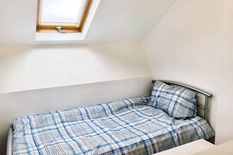 1 bedroom flat to rent, 40A Broxholme Lane, Doncaster DN1