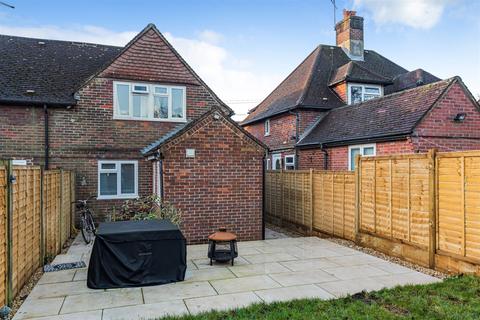 26 Bridge Road, Haslemere, GU27 2AY