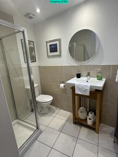 2 bedroom mews to rent, Flat 1, 3 Dundonald Road, Glasgow, G12