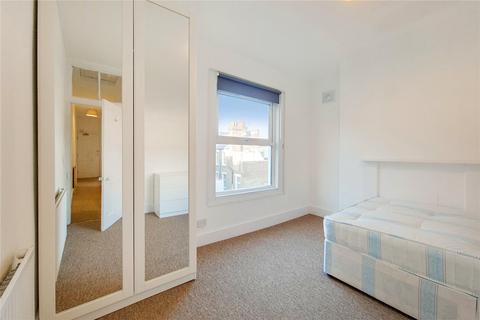 2 bedroom flat to rent, Theatre Street, London