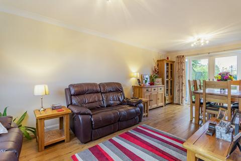 3 bedroom end of terrace house for sale - Thodays Close, Willingham, Cambridge