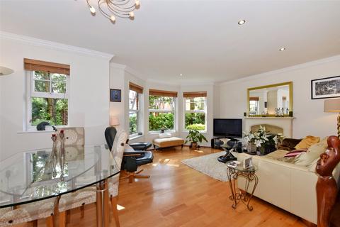 2 bedroom apartment to rent, Nightingale Walk, Windsor, Berkshire, SL4