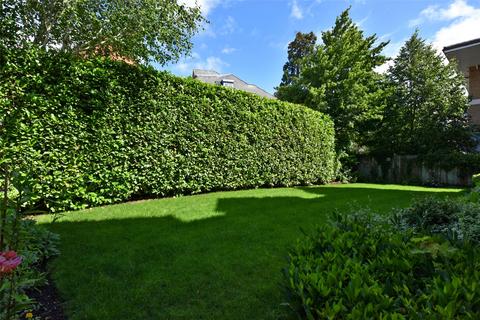 2 bedroom apartment to rent, Nightingale Walk, Windsor, Berkshire, SL4