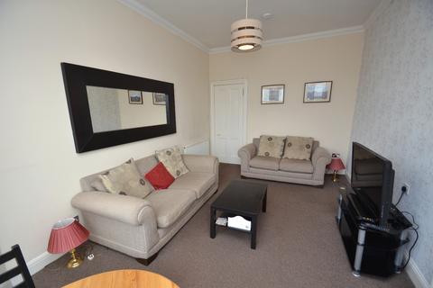 1 bedroom flat to rent, 95 Old Castle Road, Cathcart, Glasgow, G44 5TQ