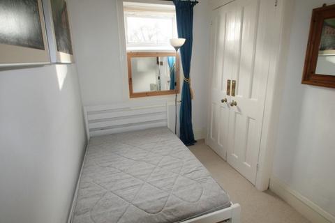 2 bedroom flat for sale, Shore Road, Bonchurch, Ventnor, Isle Of Wight. PO38 1RH