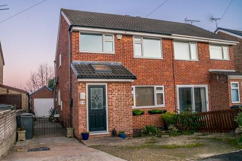 3 bedroom semi-detached house for sale - Priestley Drive, Pudsey