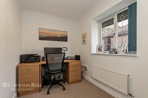 108 Linceslade Grove, Loughton, Milton Keynes, MK5 8BL