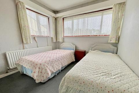 4 Cherry Tree Close, St Leonards, Ringwood, BH24 2QN